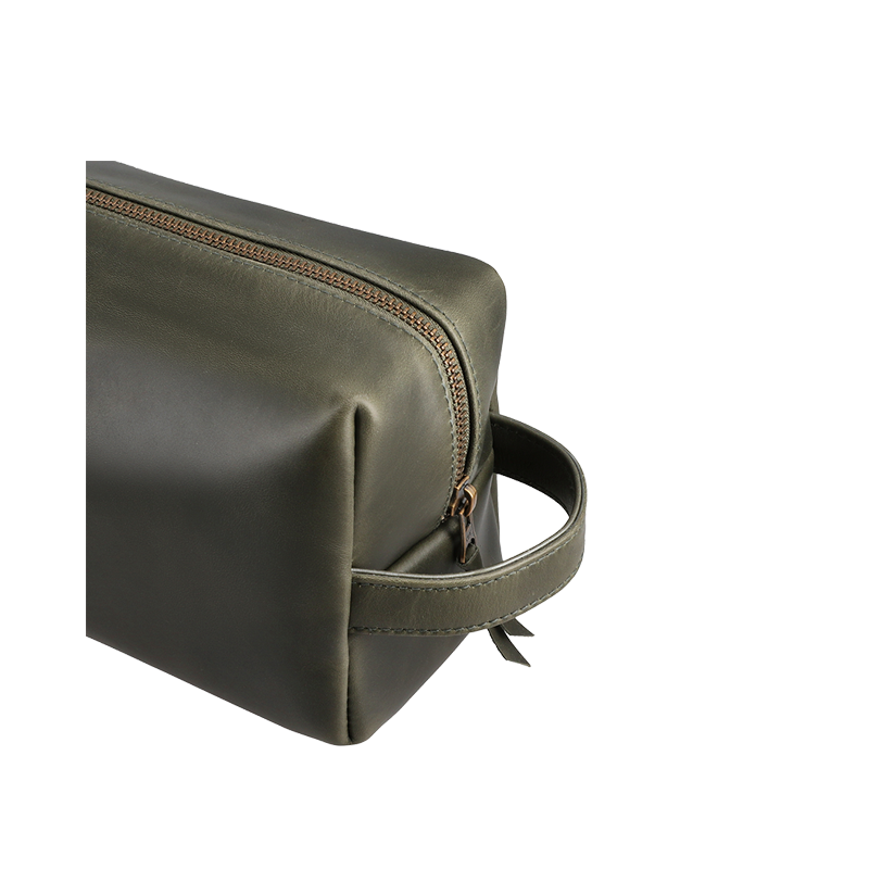 Leather Wash Bag for Men in Olive Green, Walter by Obi Pelle