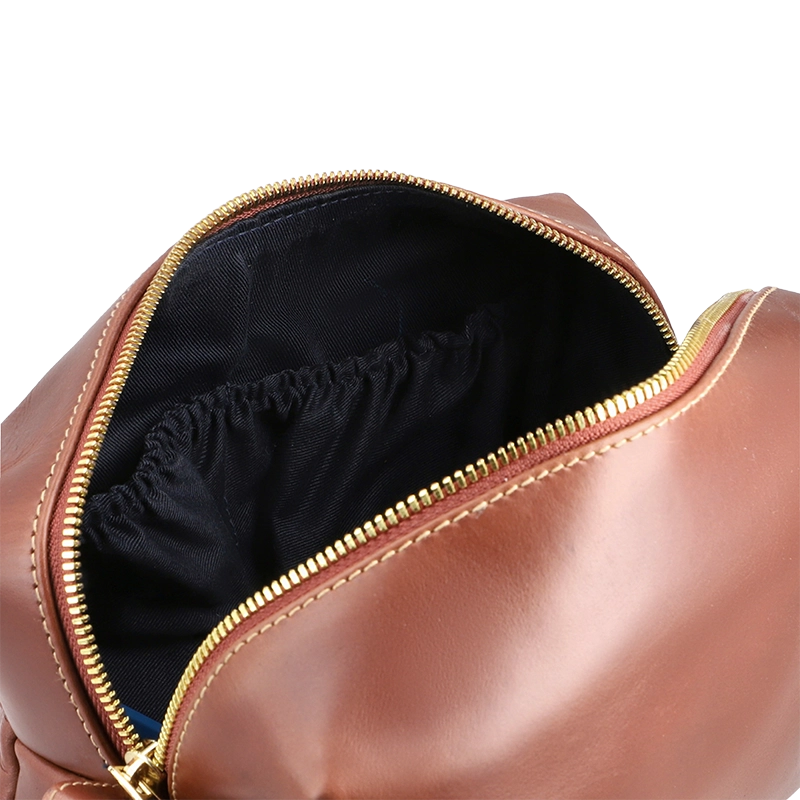 Leather Wash Bag for Men in Geneva Brown, Walter by Obi Pelle#Color_Geneva Brown