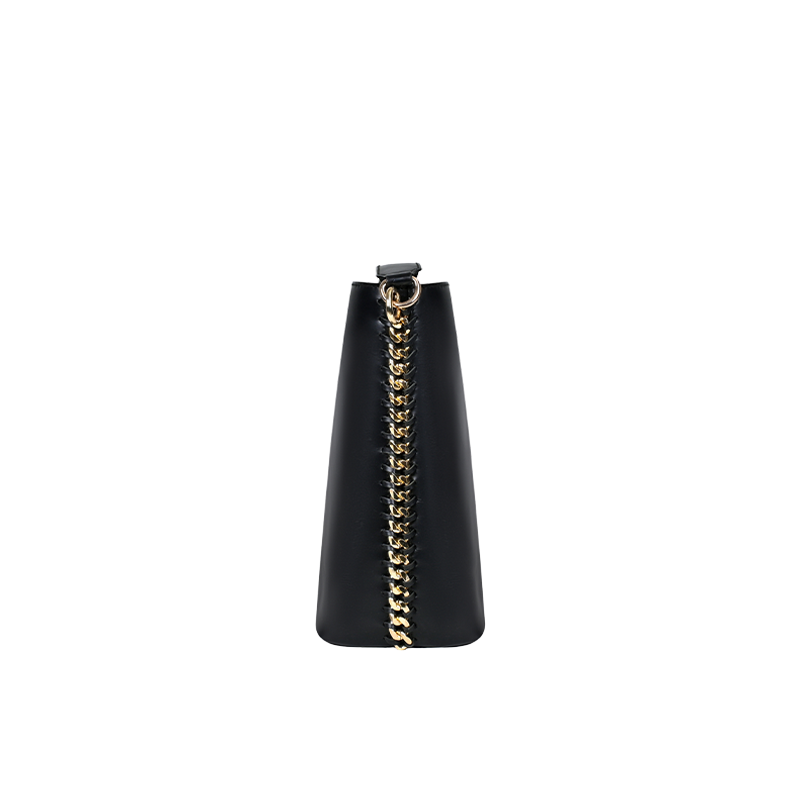 #color_Delta Black