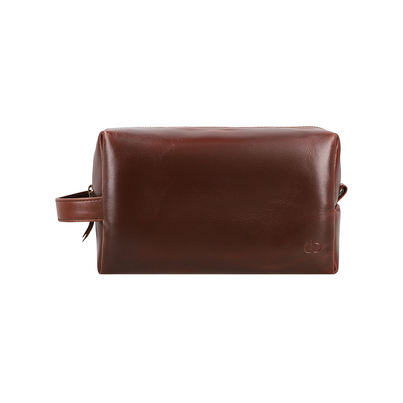 Leather Wash Bag for Men in Crazy Brown, Walter by Obi Pelle