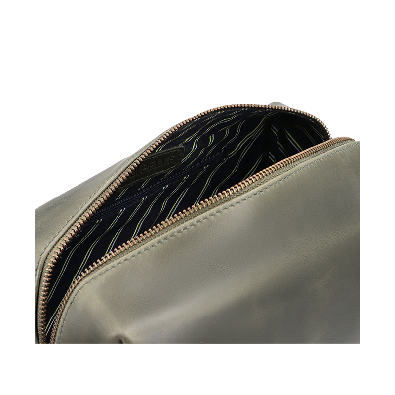 Leather Wash Bag for Men in Olive Green, Walter by Obi Pelle