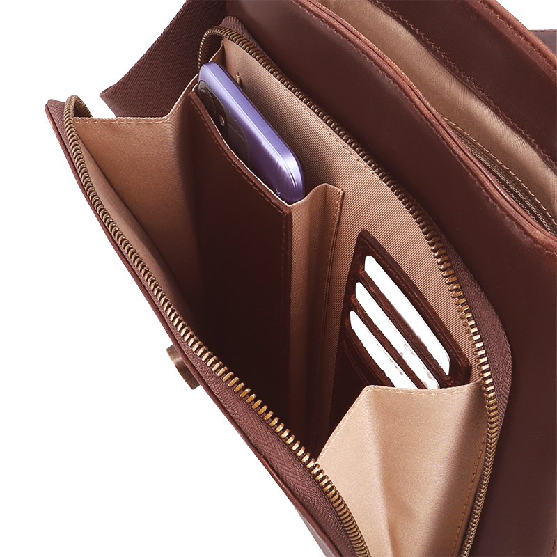 #color_Crazy Brown