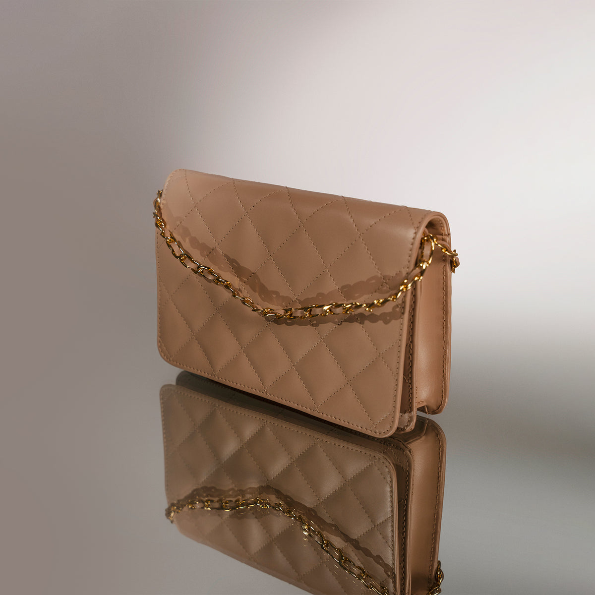 Obi Pelle featured leather collection for women