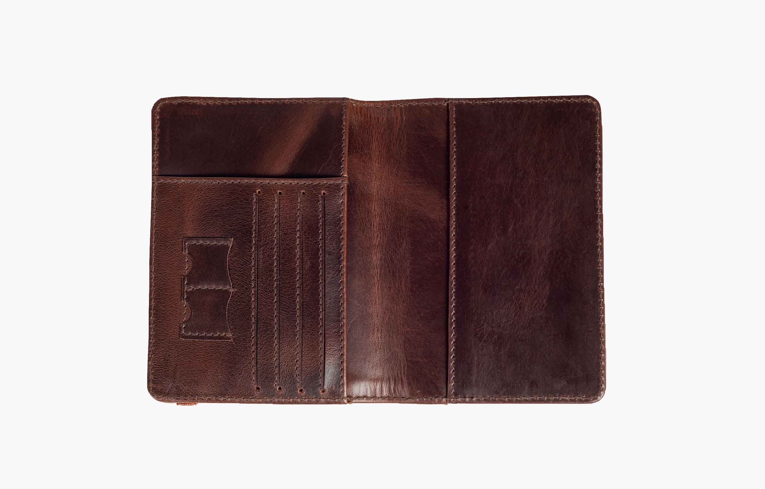 Agent Crazy Brown Leather Card Holder UK 3