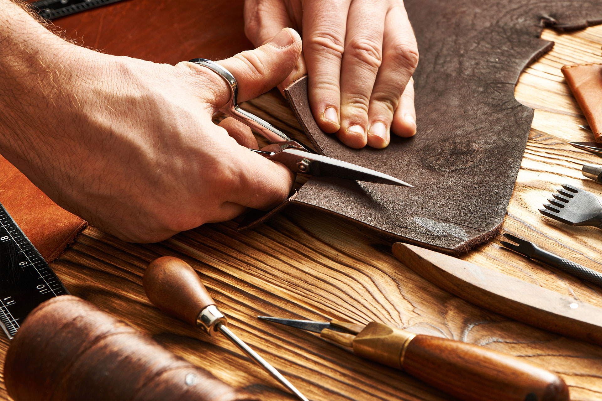 Tooling Leather: Everything You Need to Know